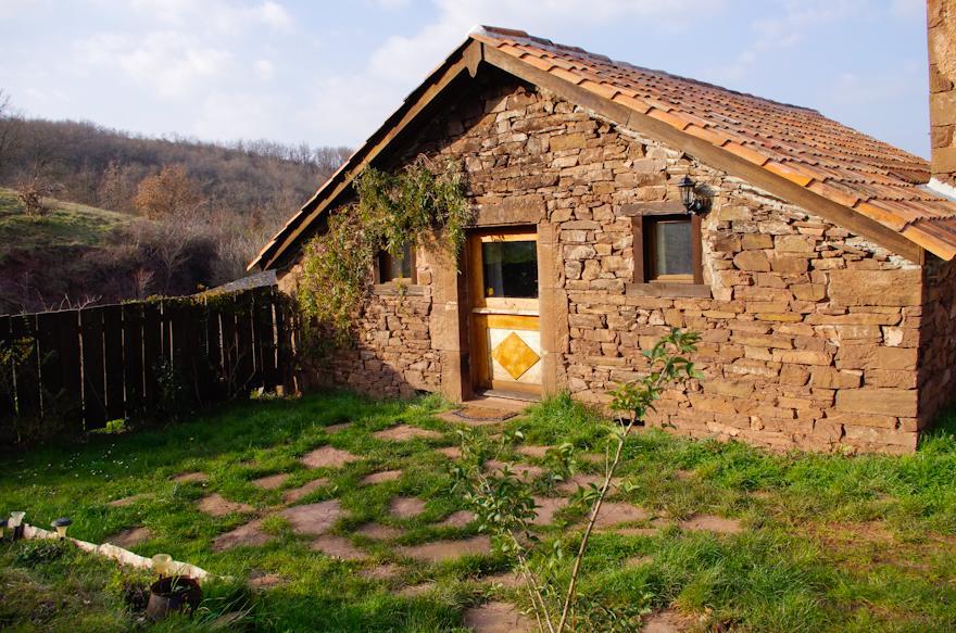 Gite Des Monts Saint-Izaire Exterior photo